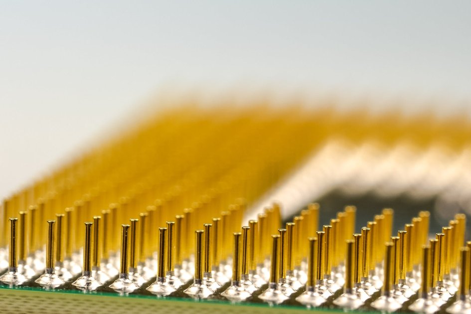X670 vs B650 - Which AMD AM5 Chipset Is Right for You?